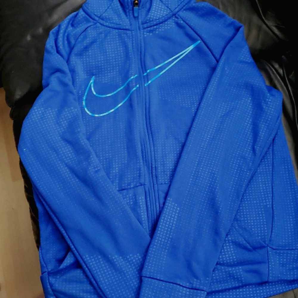 Nike Hoodie - XLarge Boys Size